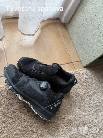 Маратонки adidas terrex 36 , снимка 4 - Детски маратонки - 56271139
