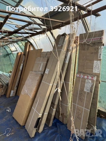 Разглобени мебели в кашони – много комплекти – всичко накуп – евтино