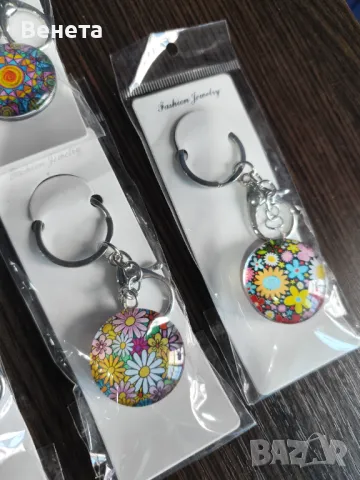 Стъклени красиви ключодържатели🥰, снимка 8 - Други - 50239570