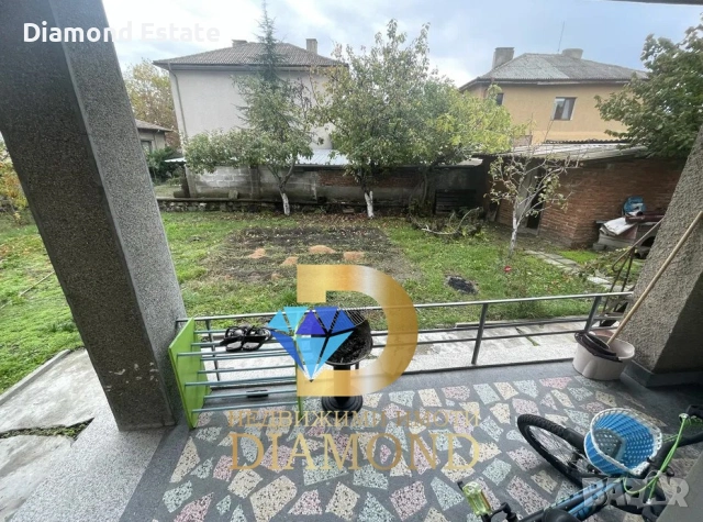 Двуетажна къща в Димитровград, кв. Марийно, снимка 8 - Къщи - 53097838