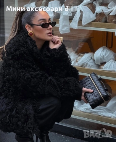 Bottega Veneta мини чанта, снимка 8 - Чанти - 53356891