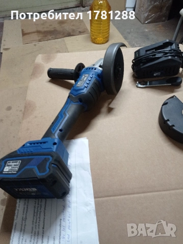 Акумулаторен ъглошлайф нов.