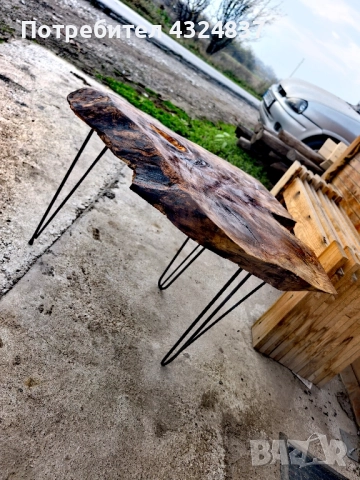 помощна масичка от орех 