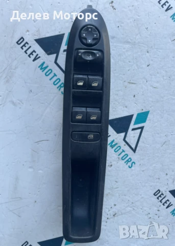 Преден ляв панел с бутони за ел.стъкла 96657051ZD от Citroen C4 1.6 e-HDi 112 кс., автоматик