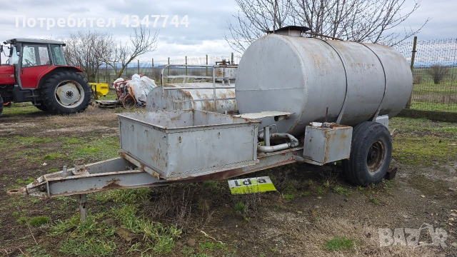 Продават се 2 броя цистерни: с коша е 4.5кубика. Другата 3.2 кубика., снимка 3 - Ремаркета - 53664756