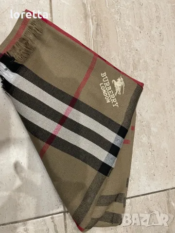 Burberry  шал , снимка 4 - Шалове - 48264924