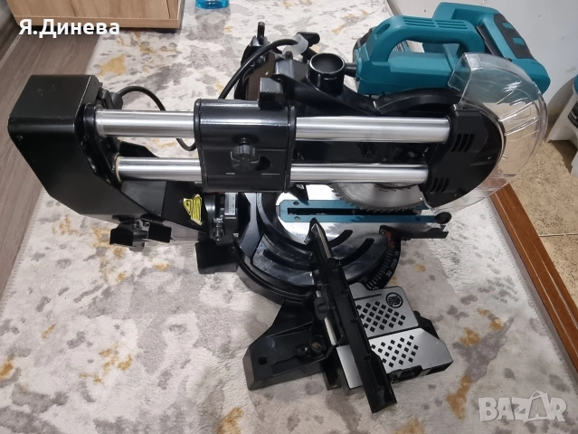 Настолен цирколяр Vonroc 1800w, снимка 2 - Диамантени и режещи инструменти - 52945118