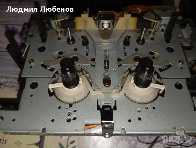 Механика за касетофон Hitachi Trk W350E, снимка 5 - Радиокасетофони, транзистори - 51197141