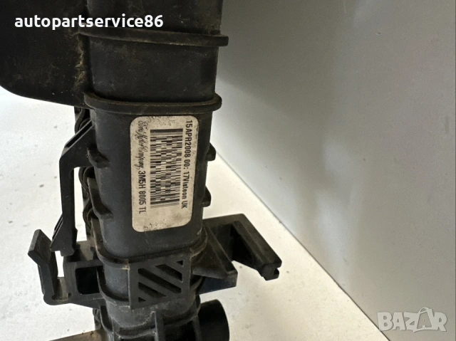 Радиатор за охлаждаща течност за вода за Volvo C70 Convertible 2.0D (2008) 3M5H8005TL, снимка 3 - Части - 53807281