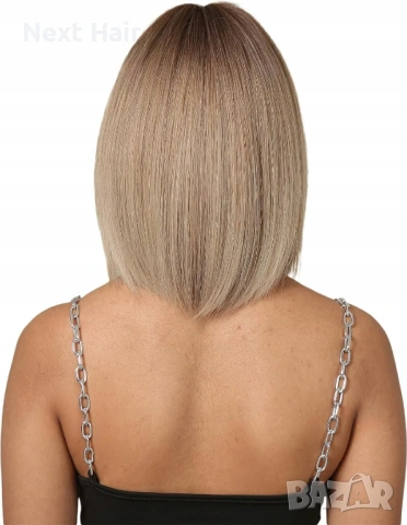 Пепеляво руса перука 35 см с тъмни корени и бретон, снимка 5 - Аксесоари за коса - 53454414