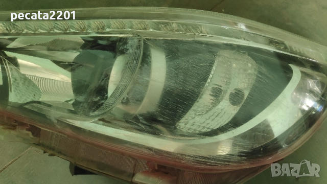 Продавам - оригинален ляв фар за Toyota Hilux 2018 г. за части, снимка 3 - Части - 51763037