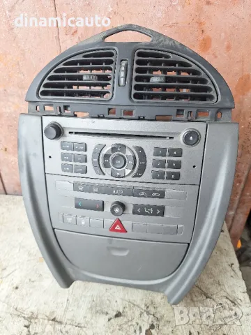Cd плеър и панел управление климатик за Citroen C5 2005г., снимка 1
