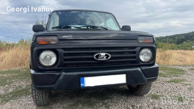 Лада Нива Урбан 4x4, 2017 г., снимка 2 - Автомобили и джипове - 51936707