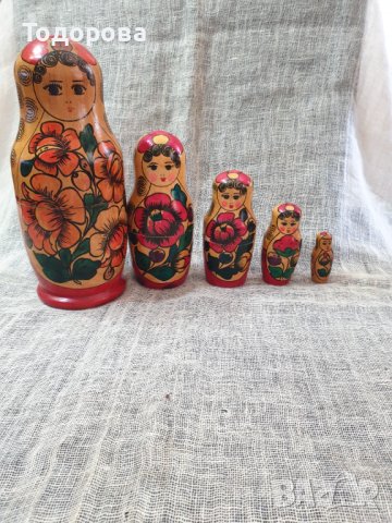 Голяма оригинална дървена Матрьошка