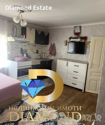 Двуетажна къща в село Малко градище, общ. Любимец, снимка 4 - Къщи - 56224040