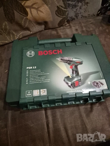 Винтоверт Бош с батерия и зарядно