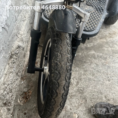 Продава се нови батерии с задно предаване Зарядно всичко си работи, снимка 2 - Други стоки за дома - 52384376