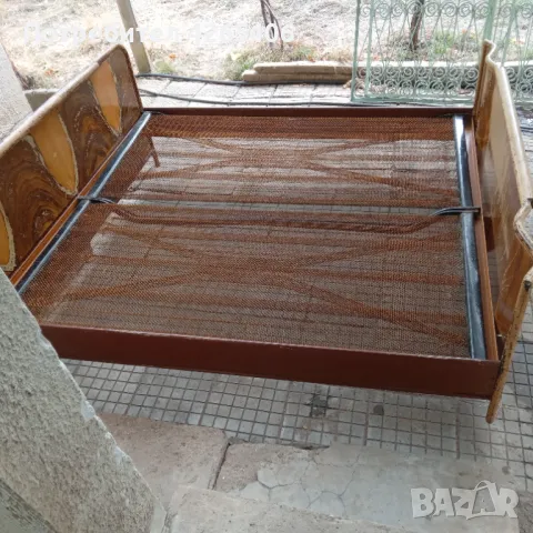 Метално легло размер 165/190 см с две пружини, снимка 5 - Спални и легла - 48516815