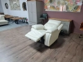 Бял кожен фотьойл La-z-boy с електрически релаксиращ механизъм, снимка 13
