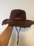 Кафява шапка тип bucket hat с ресни и връзки, снимка 1