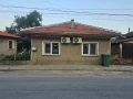 Давам квартира под наем - Къща с четири стаи в град Елена, снимка 1