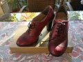 Червени есенни обувки с връзки , снимка 1