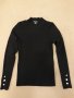 Черна блуза с дълъг ръкав AMISU , плетена с вертикални раета , с декоративни копчета на ръкавите , снимка 1 - Блузи с дълъг ръкав и пуловери - 39217901