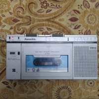 радиокасетофон Panasonic RX-2000, снимка 2 - Радиокасетофони, транзистори - 44666843