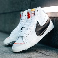 Оригинални маратонки  NIKE BLAZER MID '77 JUMBO  номер 48-48,5, снимка 3 - Маратонки - 41102804