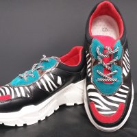 Намалено - Дамски спортни обувки , снимка 2 - Дамски ежедневни обувки - 42562950