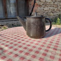 Стар емайлиран чайник #29, снимка 1 - Антикварни и старинни предмети - 33854654
