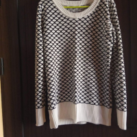 блуза плетиво в черно и бяло, снимка 1 - Блузи с дълъг ръкав и пуловери - 44804233