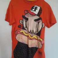 Тениска Cropp, Fast Food, S-размер , снимка 1 - Тениски - 42316072