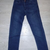 2 чифта еднакви дънки " НМ" - 7-8 години, снимка 1 - Детски панталони и дънки - 42532247