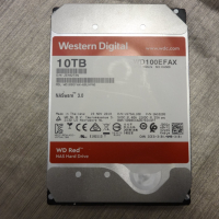 WD RED NAS 10TB sata hdd hard disk hard drive хард диск малко ползван, снимка 1 - Твърди дискове - 44583635