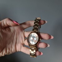 Уникален дамски часовник SEKONDA, снимка 7 - Луксозни - 41136997