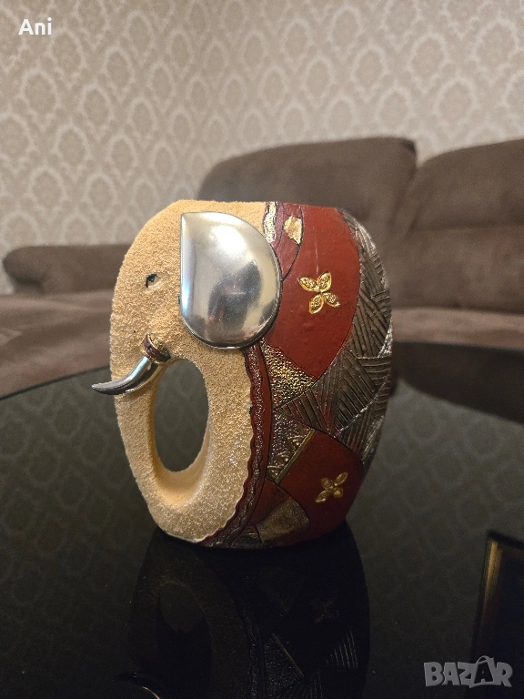 Ваза слонче 16см височина , снимка 1