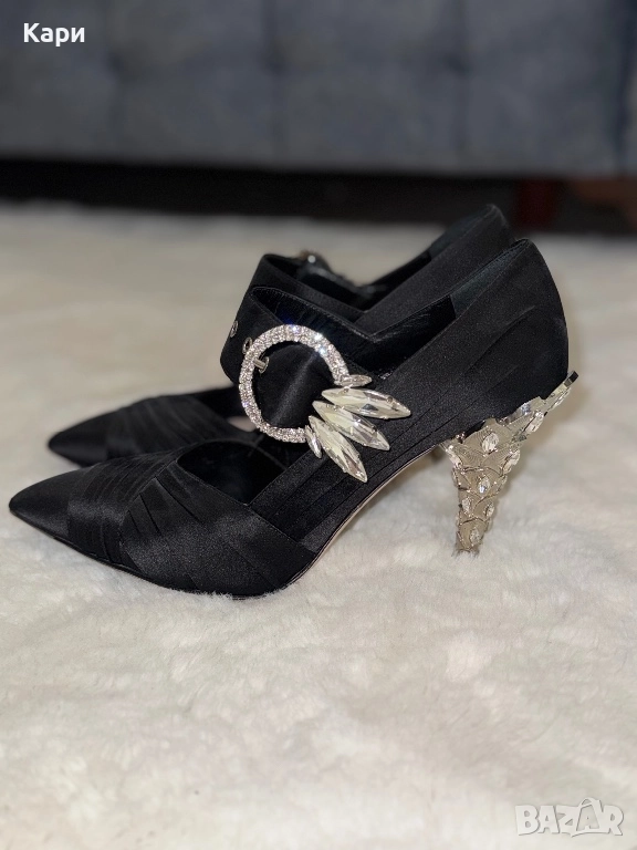 Елегантни обувки Miu Miu с камъни., снимка 1