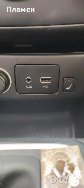 Порт за гнезда USB Aux Fiat Tipo II 2015-2022, снимка 1