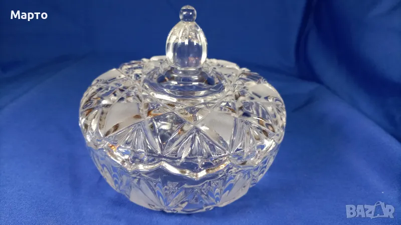 Масивна кристална захарница или бонбониера с капаче, снимка 1