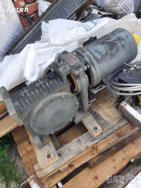 Редуктор за асансьор, снимка 1