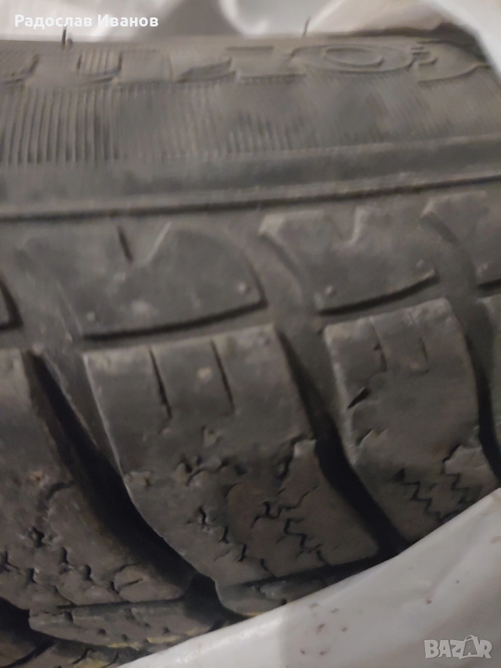 Зимни гуми 205 60 16 Goodyear Ultra Grip Performance , снимка 1