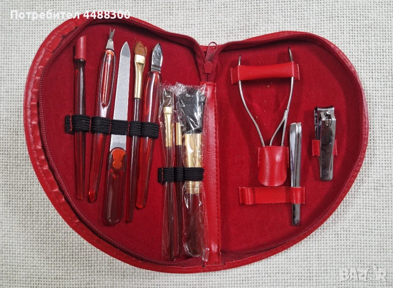 Дамски комплект за маникюр и грим, снимка 1