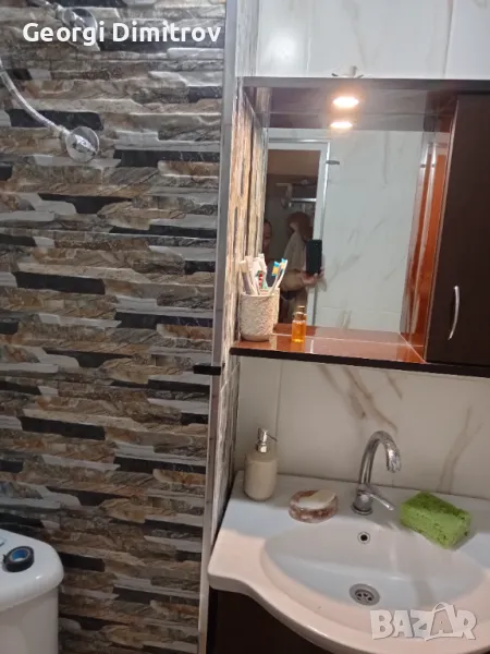 Продавам  69 кв.м след ремонт обзаведен апартамент , снимка 1