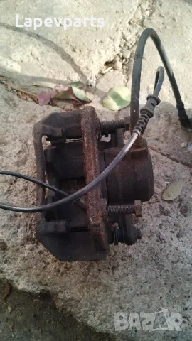 преден десен спирачен апарат Mercedes C class C220 CDI w203 Мерцедес , снимка 2 - Части - 33976776