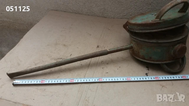 стара машинка за пръскане на лозя със сяра , снимка 3 - Антикварни и старинни предмети - 50596607