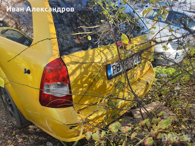 много запазена , снимка 7 - Автомобили и джипове - 53376425