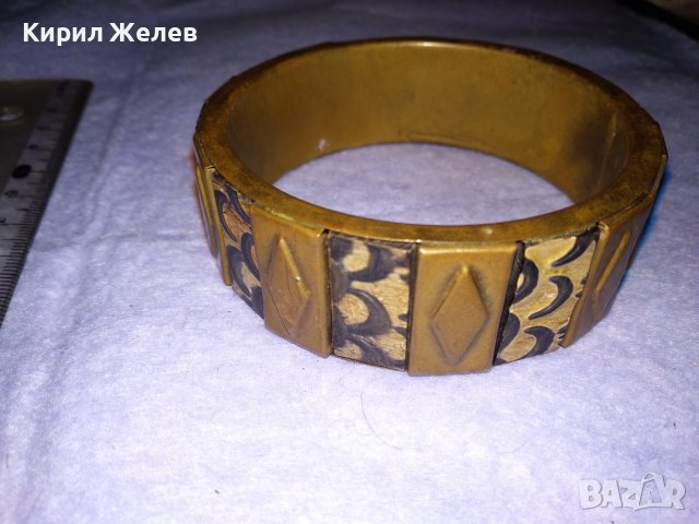 СТАРА БРОНЗОВА ТИБЕТСКА ТРАДИЦИОННА ГРИВНА РЯДКА РЪЧНА ИЗРАБОТКА ИНКРУСТИРАНА с РОГ / КОСТ 73731, снимка 4 - Антикварни и старинни предмети - 41202048