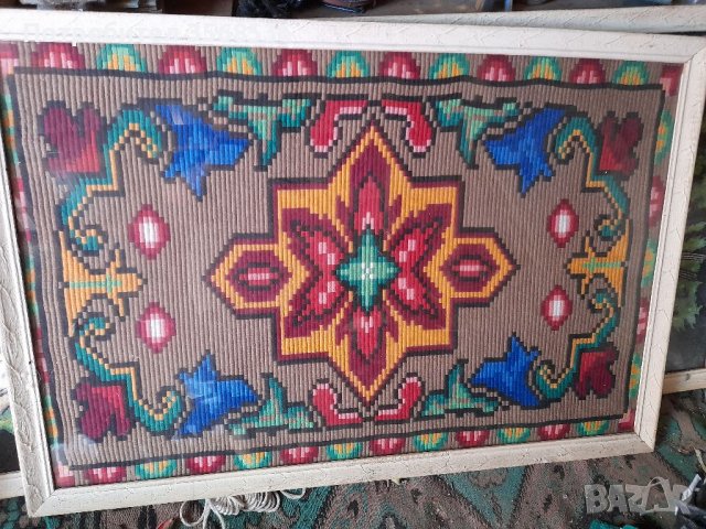 Бродиран  модел "Царската корона"