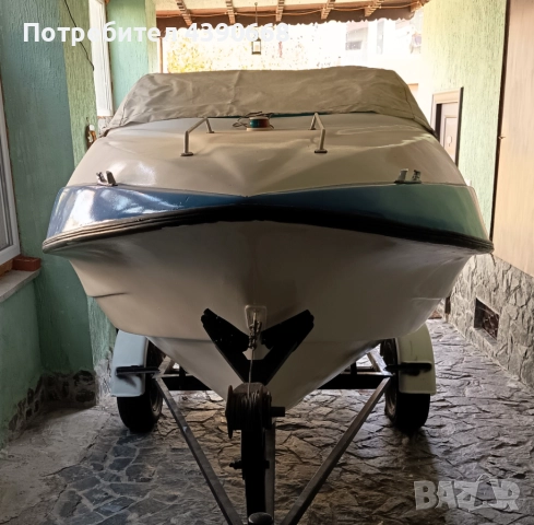 Лодка ELAN Gliser GT402 с колесар, снимка 2 - Воден транспорт - 52509218